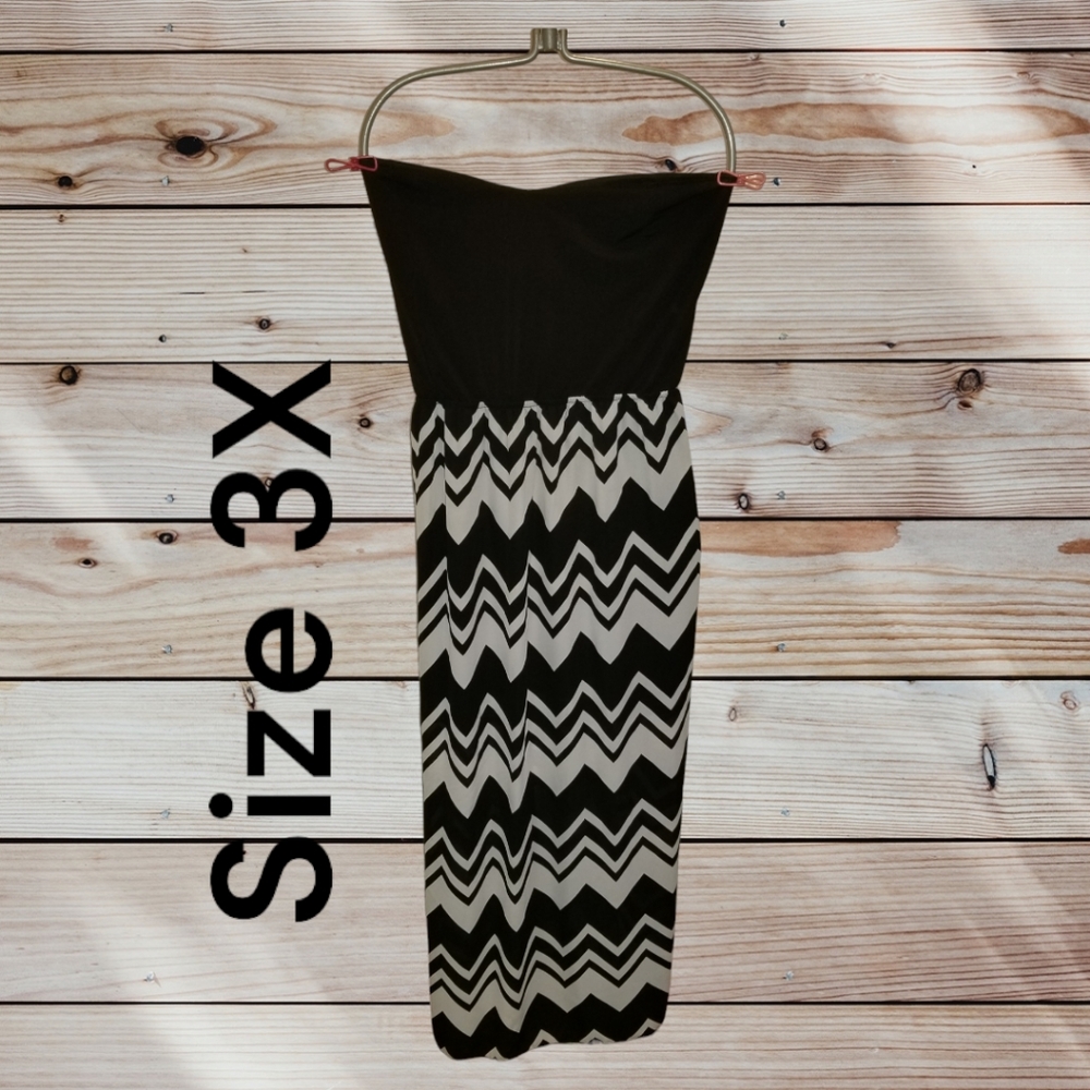 Elegant Black and White Chevron Dress